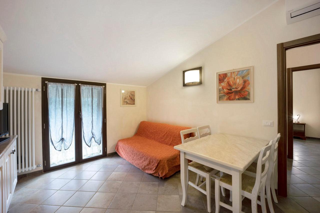 Messalina Agriturismo La Scuderia Molino Nuovo  エクステリア 写真