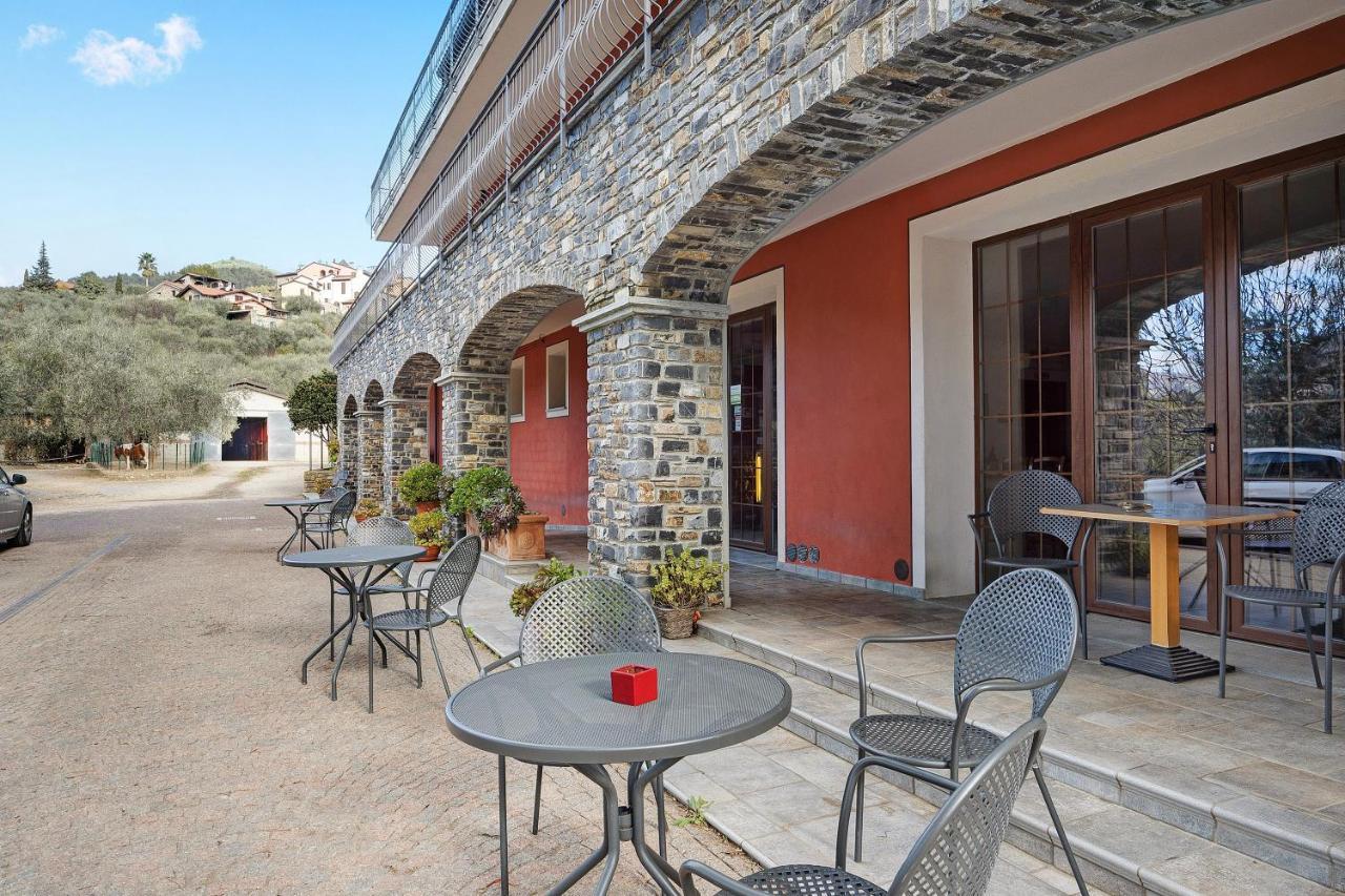 Messalina Agriturismo La Scuderia Molino Nuovo  エクステリア 写真